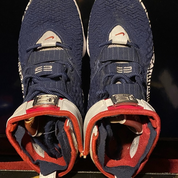 Lebron 17 graffiti navy - Picture 5 of 7